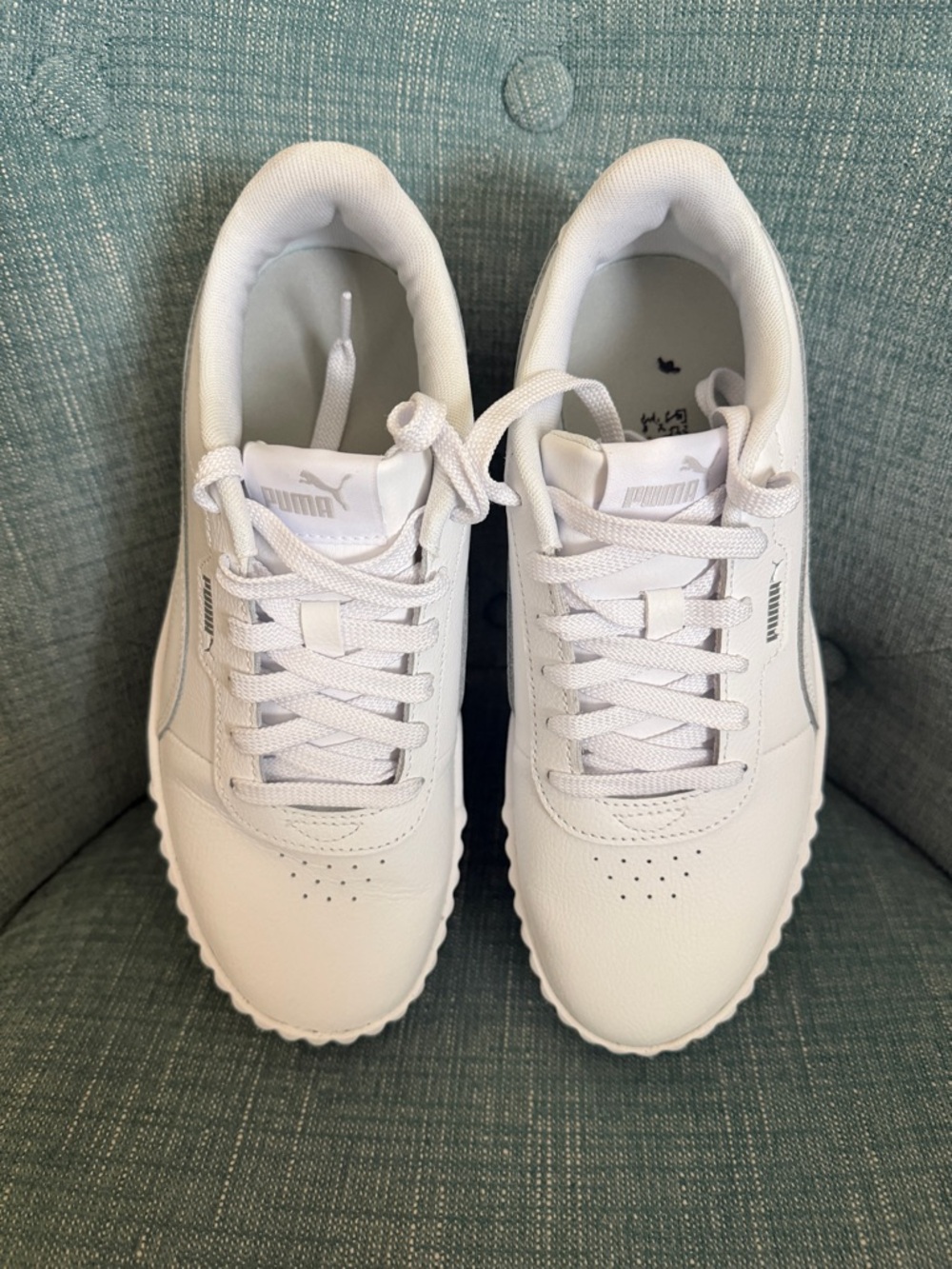 Pre-Loved Puma All-White Low-Top Carina 3.0 Sneakers